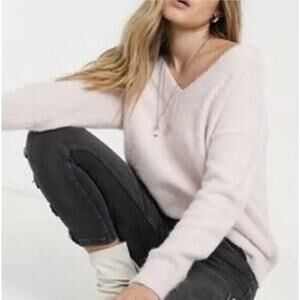 Topshop Wide V Neck Pullover Sweater Fuzzy Blush Pink Women Size M A003075